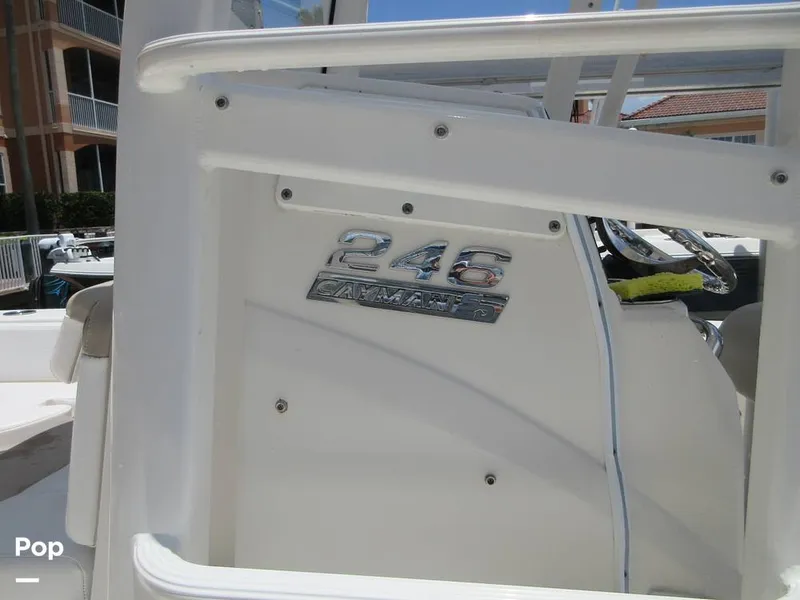 Slide: The Image of Robalo 246 Cayman SD 2018 - 14473391