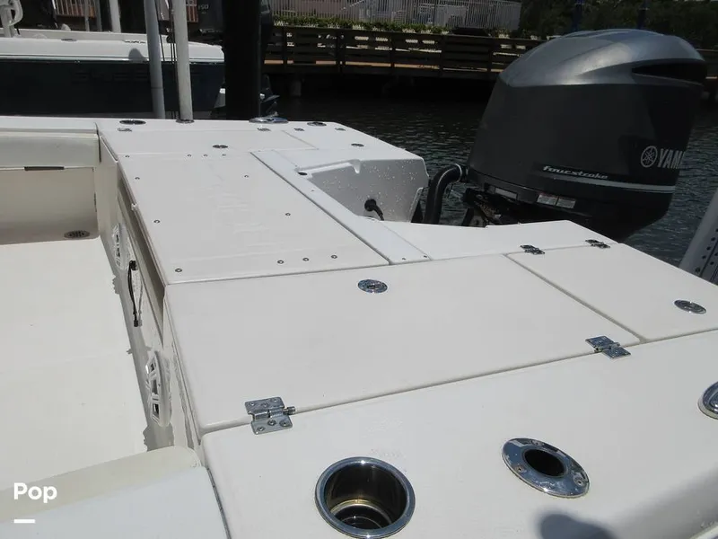 Slide: The Image of Robalo 246 Cayman SD 2018 - 14473386