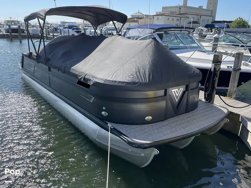 Slide: The Image of Viaggo 26U Diamante 2022 - 14540320