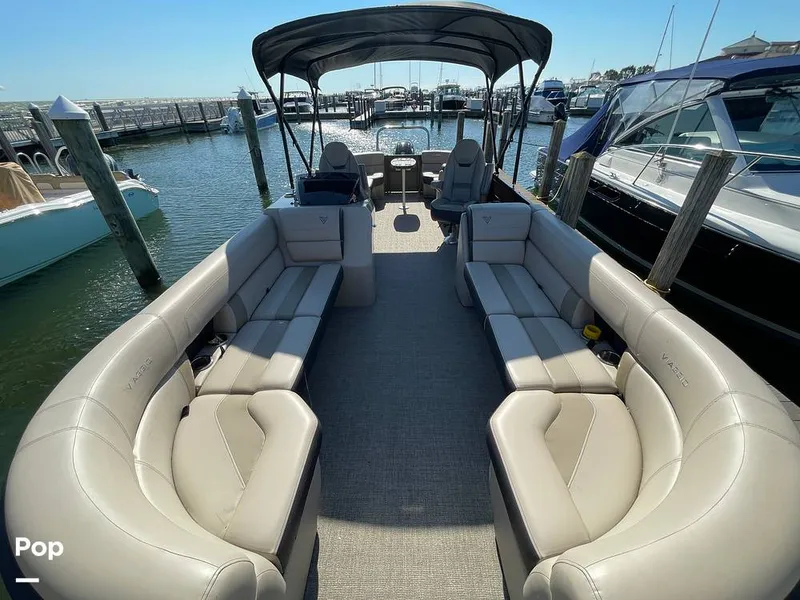 Slide: The Image of Viaggo 26U Diamante 2022 - 14544603