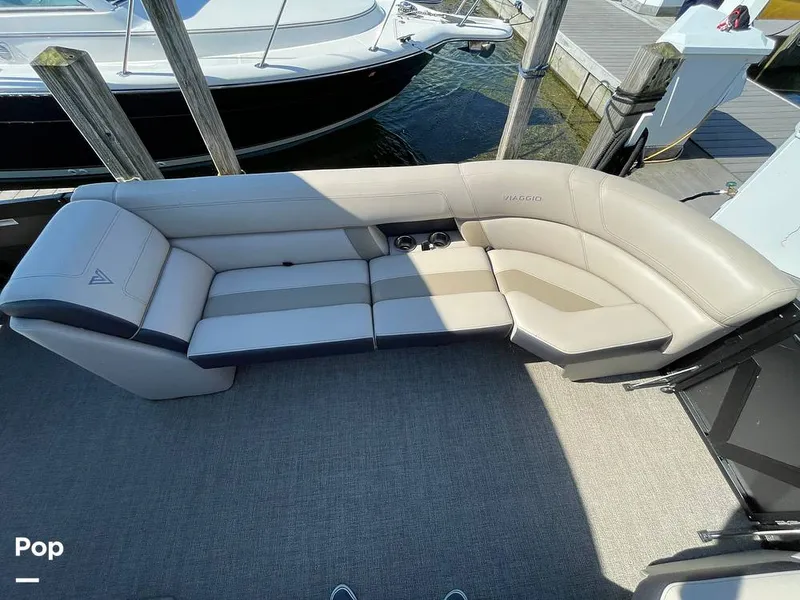 Slide: The Image of Viaggo 26U Diamante 2022 - 14544632