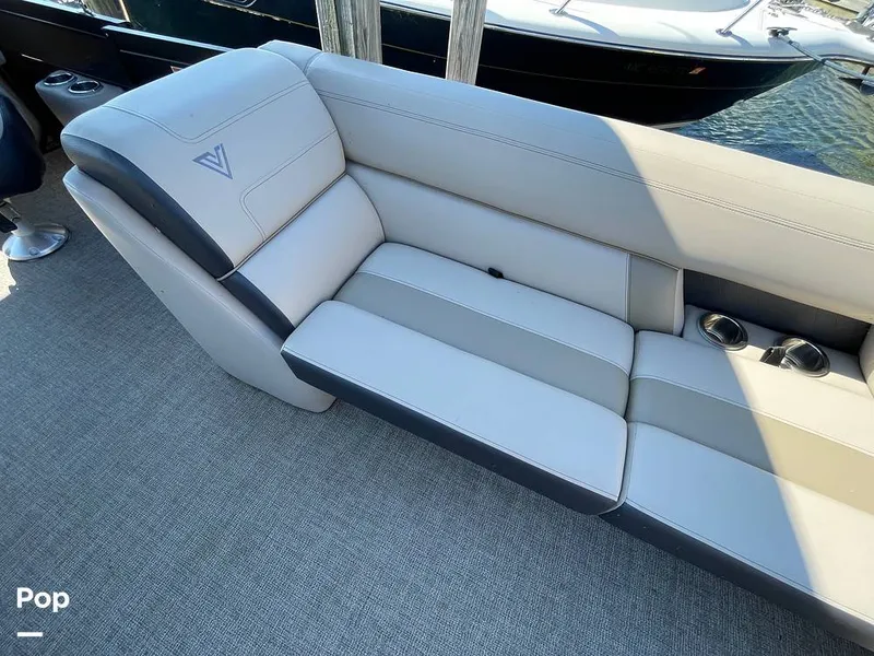 Slide: The Image of Viaggo 26U Diamante 2022 - 14544633