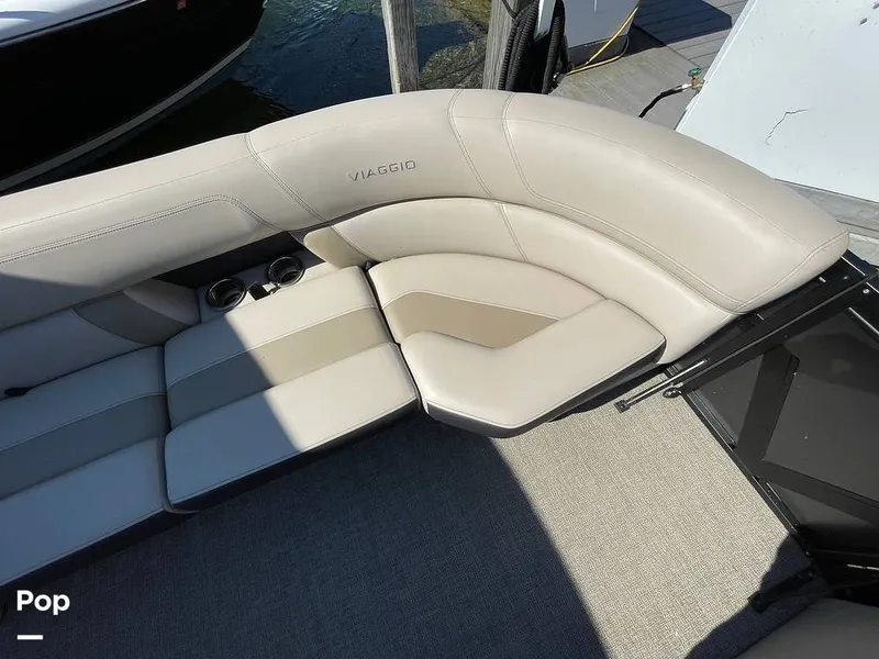 Slide: The Image of Viaggo 26U Diamante 2022 - 14544636