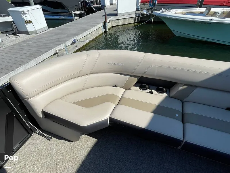 Slide: The Image of Viaggo 26U Diamante 2022 - 14544642