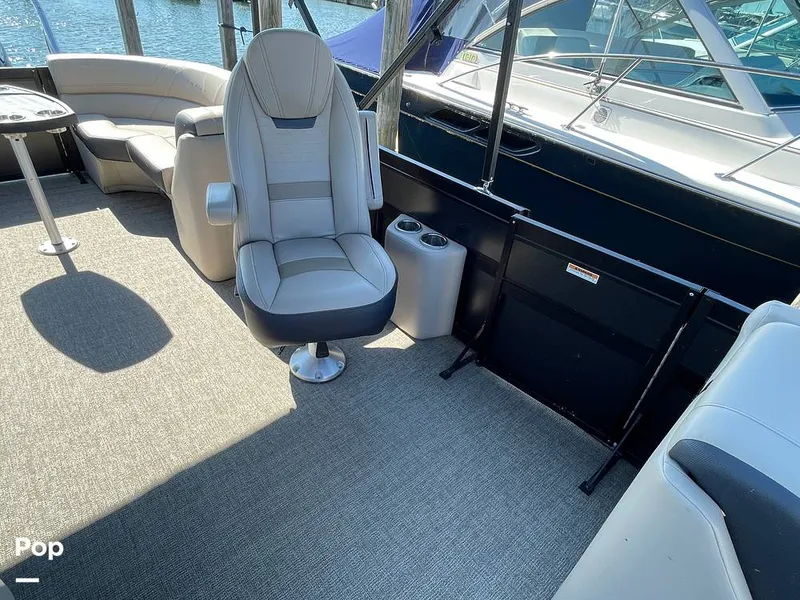 Slide: The Image of Viaggo 26U Diamante 2022 - 14544645