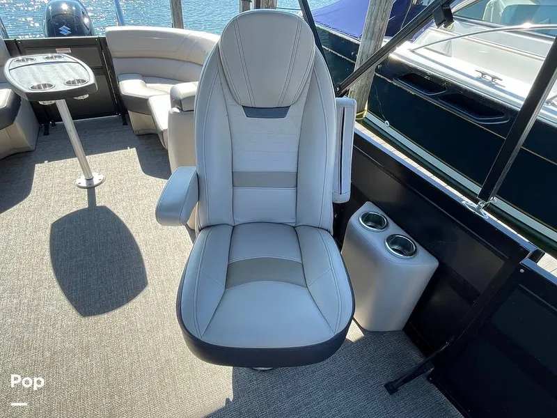 Slide: The Image of Viaggo 26U Diamante 2022 - 14544738