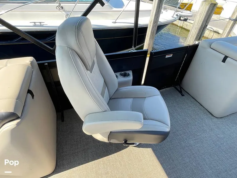 Slide: The Image of Viaggo 26U Diamante 2022 - 14544739