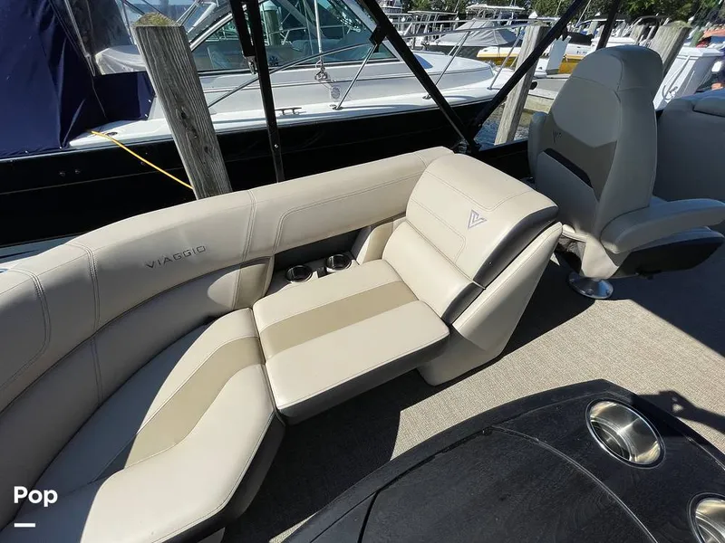 Slide: The Image of Viaggo 26U Diamante 2022 - 14544750