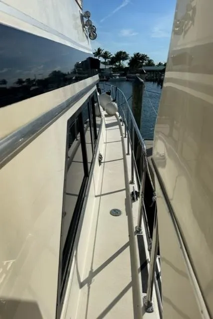 Slide: The Image of Californian 48 Motor Yacht 1989 - 87