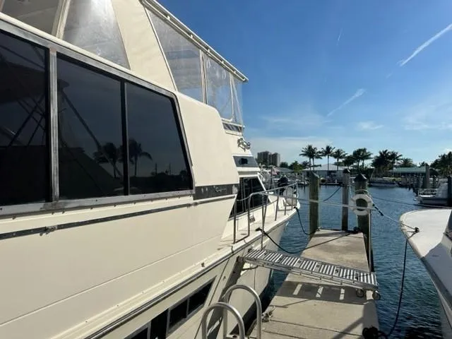 Slide: The Image of Californian 48 Motor Yacht 1989 - 88