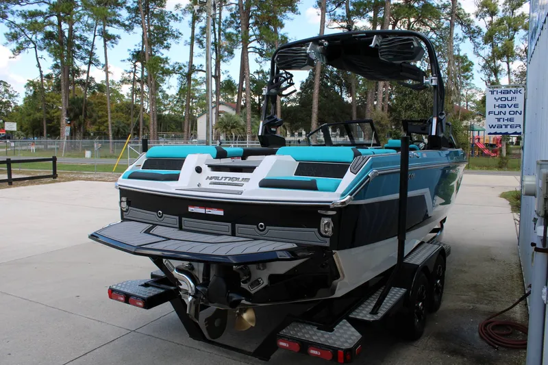 Slide: The Image of Nautique GS22 2026 - 26