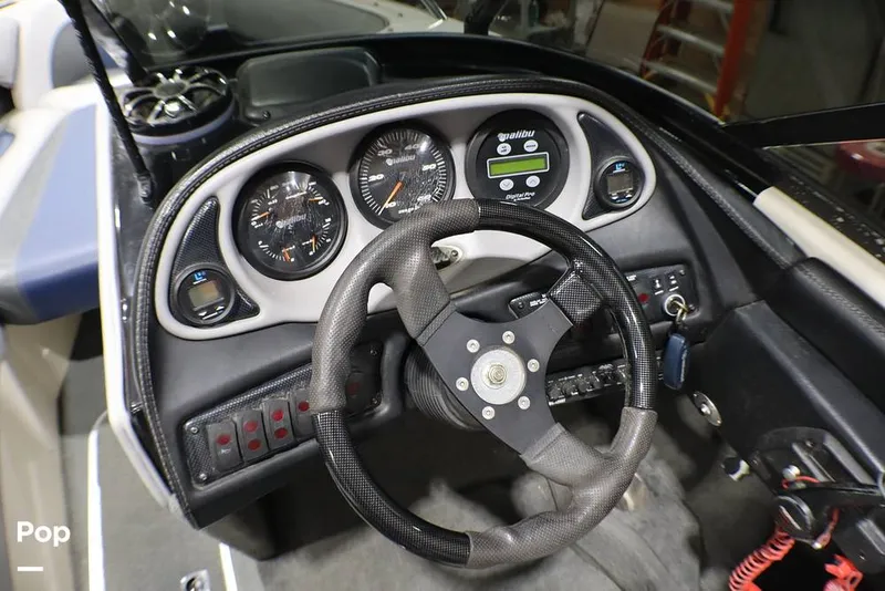 Slide: The Image of Malibu 23 LSV Wakesetter 2001 - 16171539