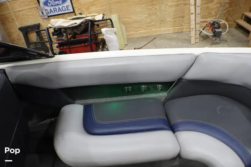 Slide: The Image of Malibu 23 LSV Wakesetter 2001 - 16171560