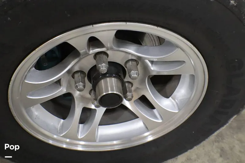 Slide: The Image of Malibu 23 LSV Wakesetter 2001 - 16171564