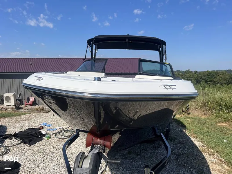 Slide: The Image of Monterey M22 2021 - 14676660