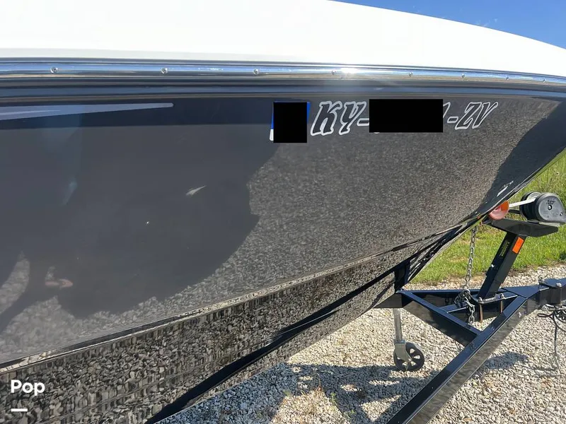 Slide: The Image of Monterey M22 2021 - 14676658