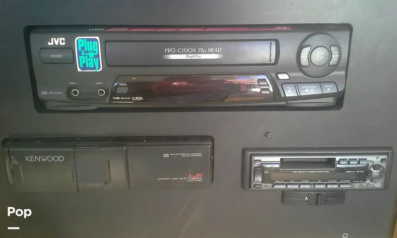 Slide: The Image of Carver 350 Mariner 1998 - 14535104