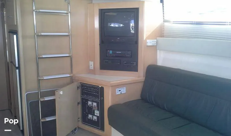 Slide: The Image of Carver Yachts 350 Mariner 1998 - 14534026