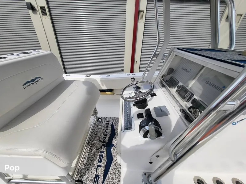 Slide: The Image of Invincible 33 Open Fisherman 2013 - 14895790