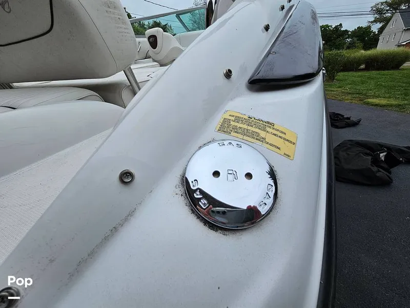 Slide: The Image of Crownline Boats 240EX 2005 - 14752378