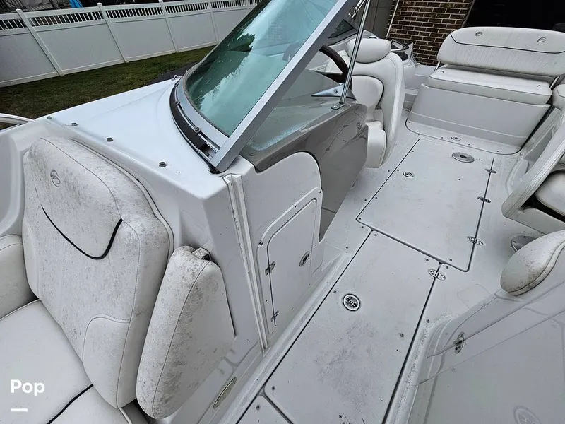 Slide: The Image of Crownline Boats 240EX 2005 - 14752399