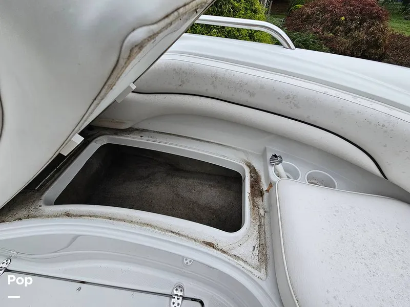 Slide: The Image of Crownline Boats 240EX 2005 - 14752406