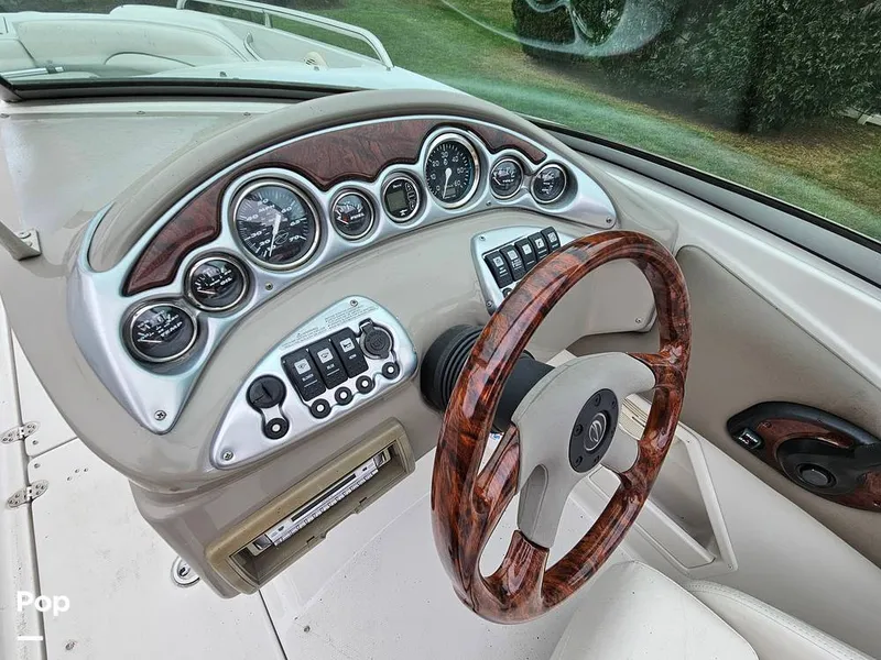 Slide: The Image of Crownline Boats 240EX 2005 - 14752418