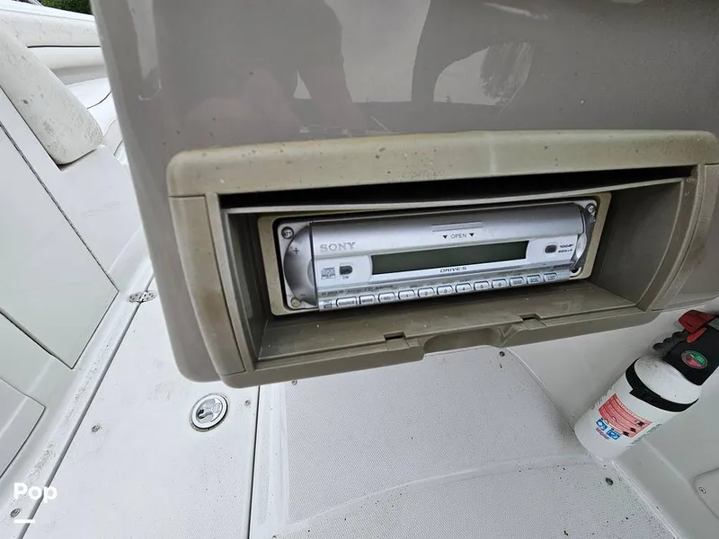 Slide: The Image of Crownline Boats 240EX 2005 - 14752422