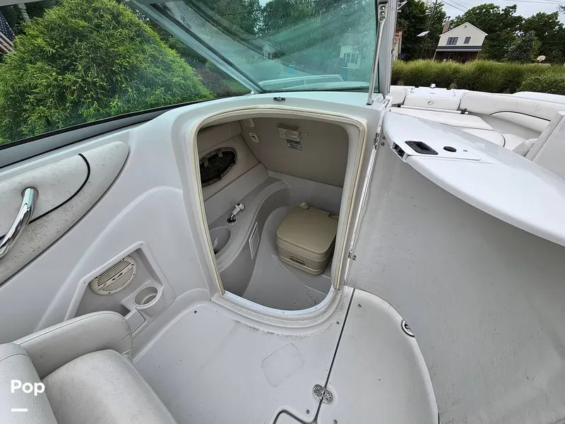 Slide: The Image of Crownline Boats 240EX 2005 - 14752460