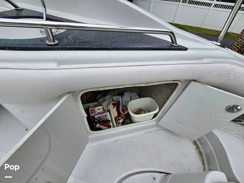 Slide: The Image of Crownline Boats 240EX 2005 - 14752468