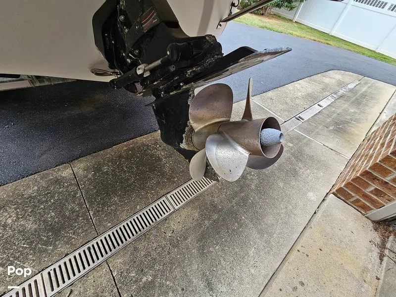 Slide: The Image of Crownline Boats 240EX 2005 - 14752366