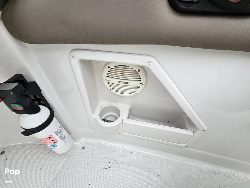 Slide: The Image of Crownline Boats 240EX 2005 - 14752482