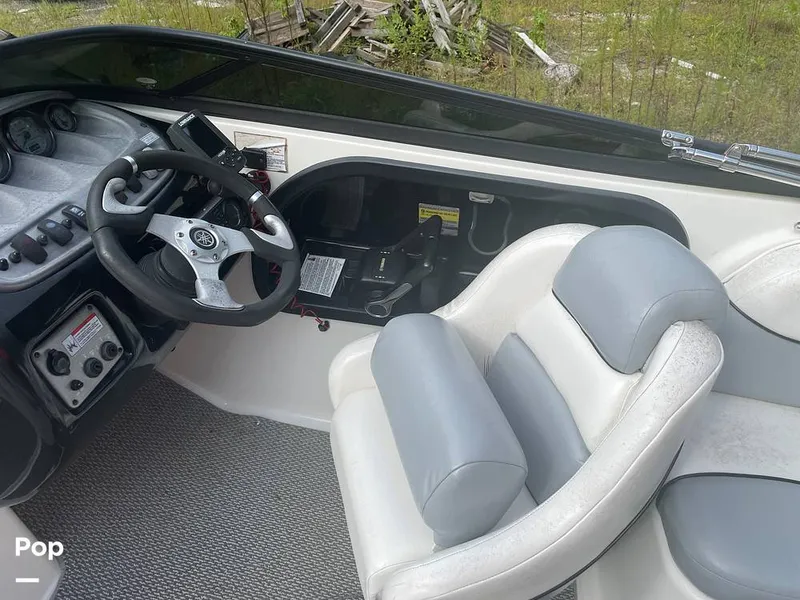 Slide: The Image of Yamaha 212 SS 2009 - 14672929