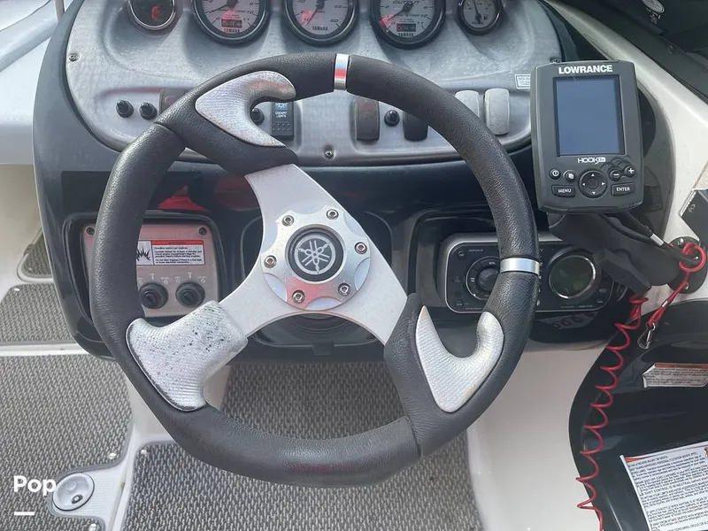 Slide: The Image of Yamaha 212 SS 2009 - 14672928