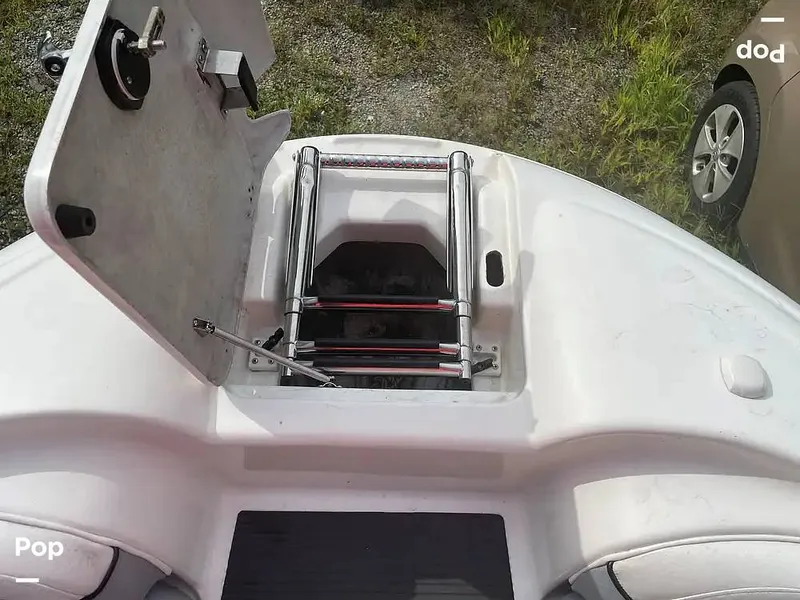 Slide: The Image of Yamaha 212 SS 2009 - 15326556