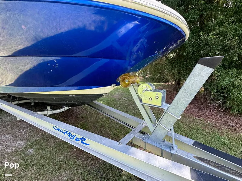 Slide: The Image of Sea Ray 270 SunDeck 2005 - 14516890