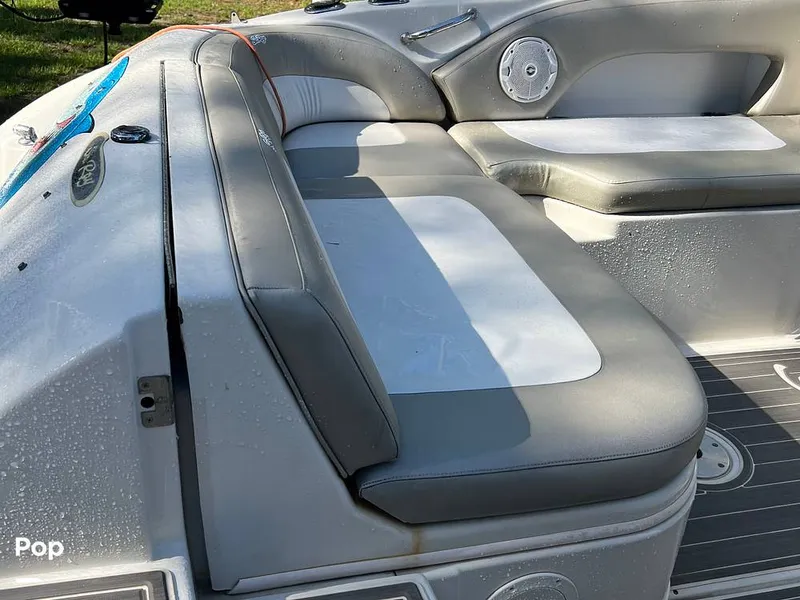 Slide: The Image of Sea Ray 270 SunDeck 2005 - 14508966