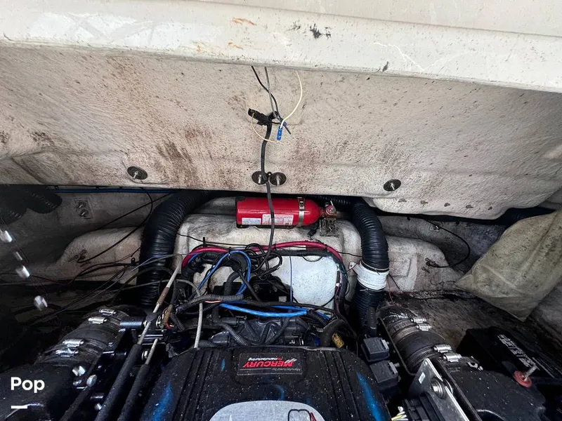 Slide: The Image of Sea Ray 270 SunDeck 2005 - 14517393