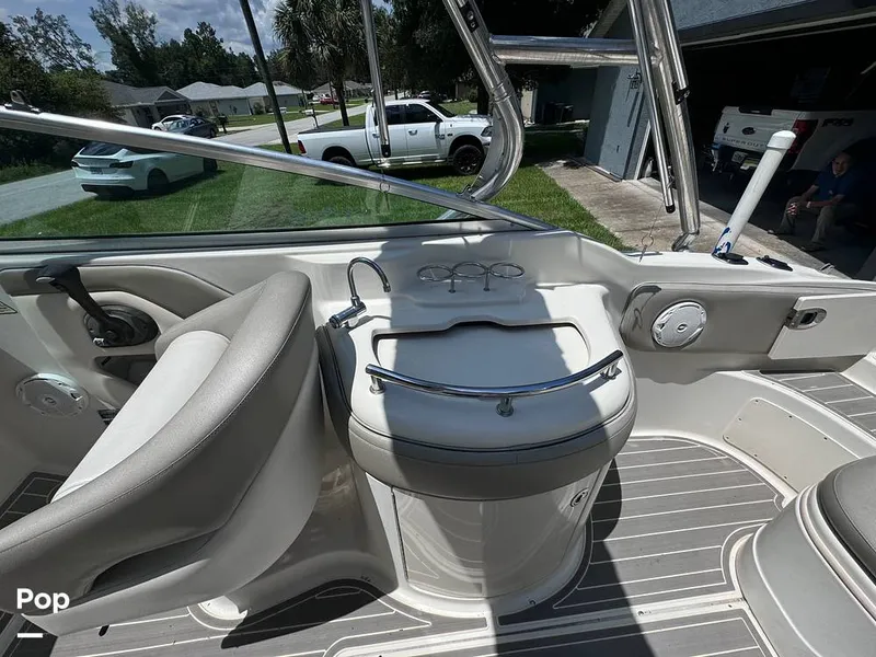 Slide: The Image of Sea Ray 270 SunDeck 2005 - 14517403