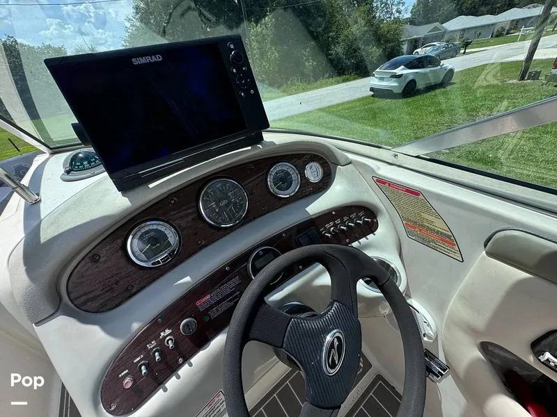 Slide: The Image of Sea Ray 270 SunDeck 2005 - 14517409