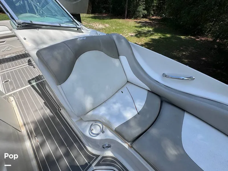 Slide: The Image of Sea Ray 270 SunDeck 2005 - 14517549