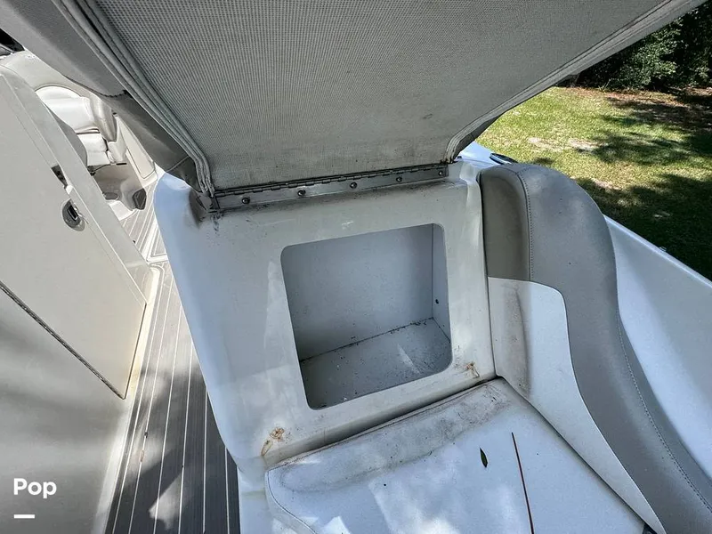 Slide: The Image of Sea Ray 270 SunDeck 2005 - 14517553