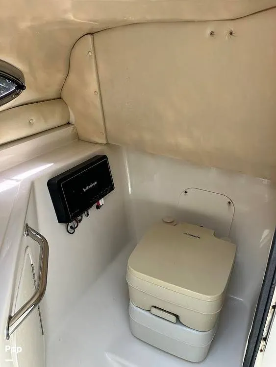 Slide: The Image of Sea Ray 270 SunDeck 2005 - 14578242