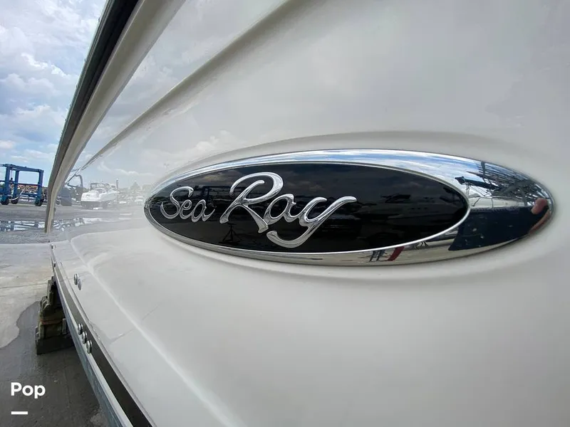 Slide: The Image of Sea Ray SLX 350 Outboard 2020 - 14580408