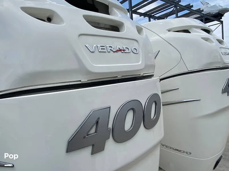 Slide: The Image of Sea Ray SLX 350 Outboard 2020 - 14580399