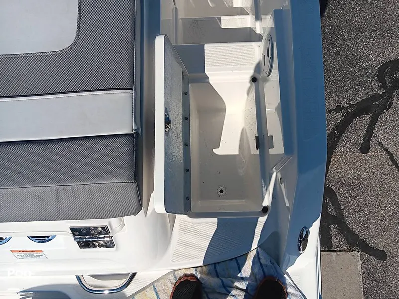 Slide: The Image of Bayliner VR6 OB 2022 - 14545776