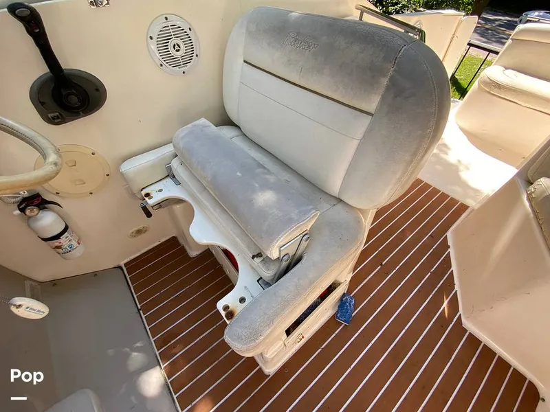 Slide: The Image of Rinker 270 Fiesta Vee 2002 - 14676963