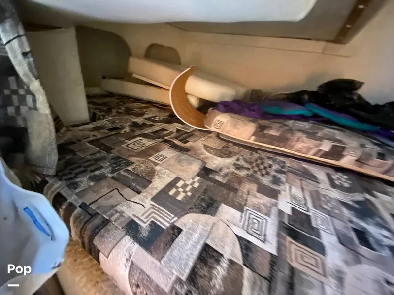 Slide: The Image of Rinker 270 Fiesta Vee 2002 - 14676978