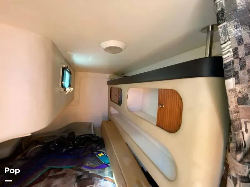 Slide: The Image of Rinker 270 Fiesta Vee 2002 - 14676979