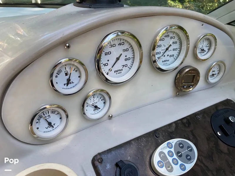 Slide: The Image of Rinker 270 Fiesta Vee 2002 - 14676980